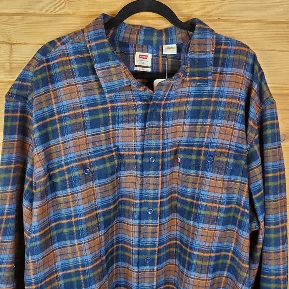Levi's Relaxed Fit Blue and Brown Plaid Button Up Heavy Shirt Size 3XL - Picture 2 of 8